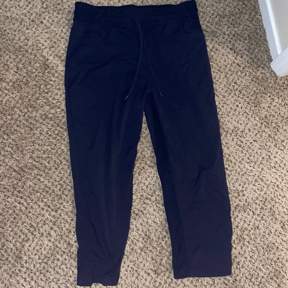 Lululemon Cropped Dance Joggers | Size 12 NAVY